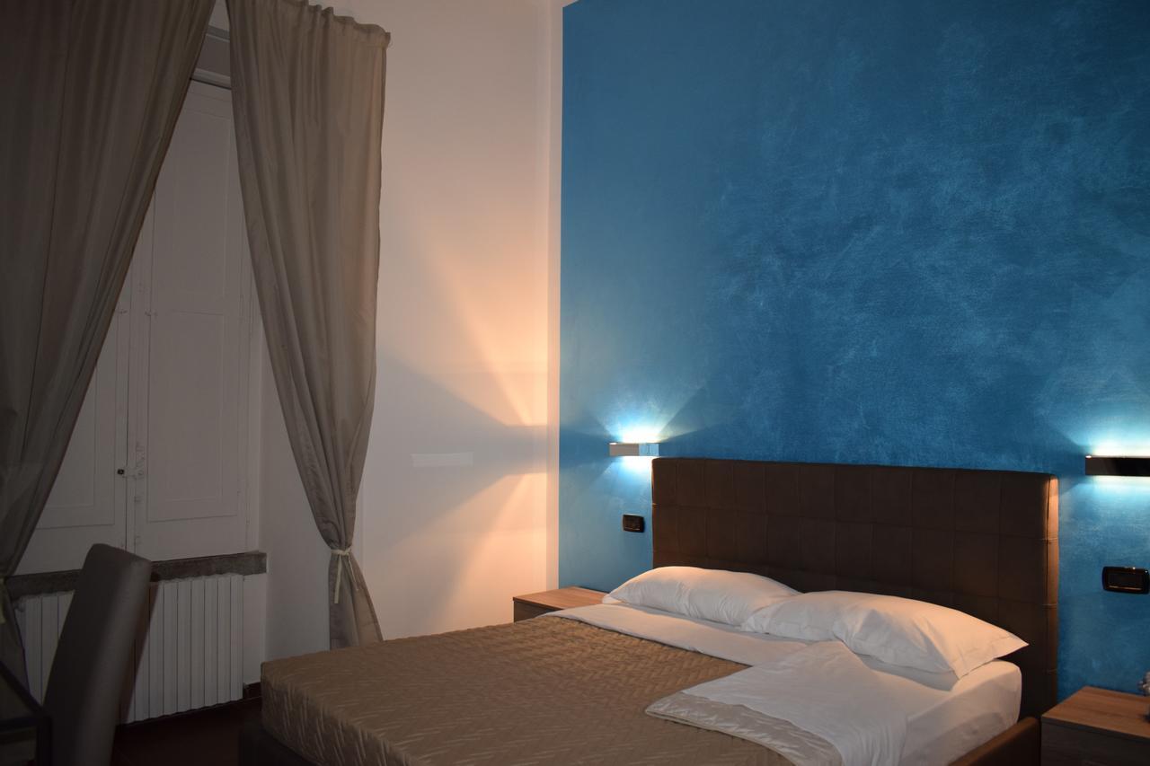 Corallo Rooms Салерно Экстерьер фото